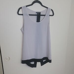 Chic Women's White and Black Tank Top